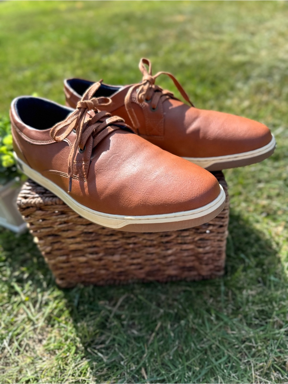 Jousen Men's dress sneakers